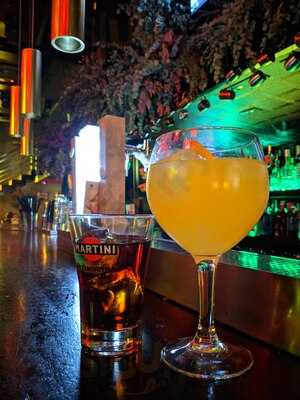 El Dieciseis Restaurante