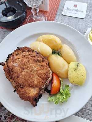 El Barril Restaurant