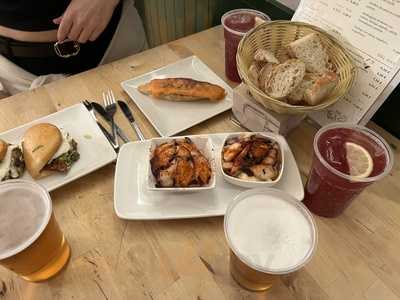 Bodeguilla Los Rotos