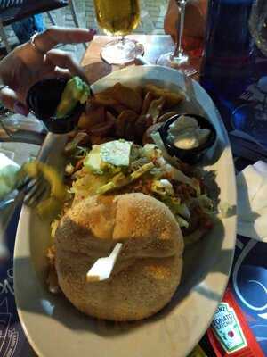 Amanecer Country Mex