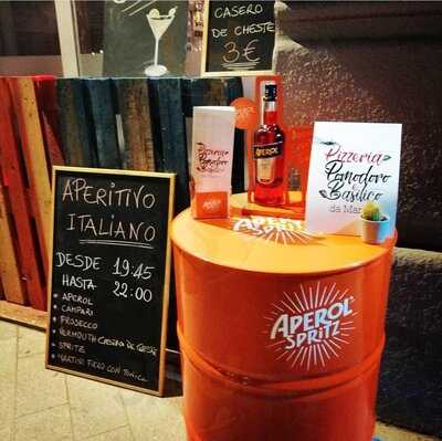 Pizzeria Pomodoro E Basilico