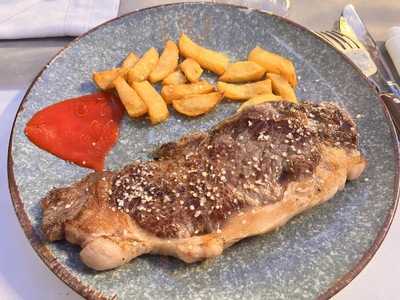 Asador Lucas Zaragoza