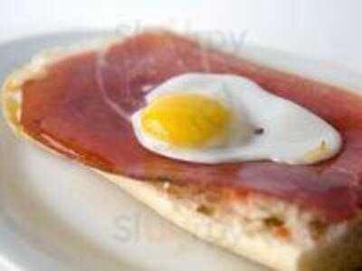 Bar De Los Montaditos Gratis