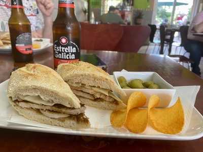 Cafeteria El Jardin De La Real