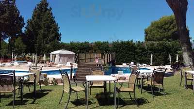 El Paraiso Restaurante & Country Club