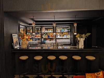 Contraban Restaurant