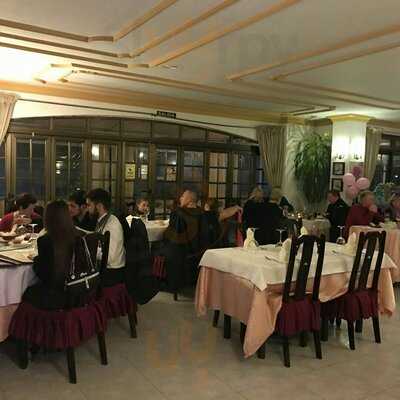 Guangdong - Chinese Restaurant