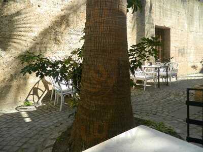 Bodegon Torre Del Oro