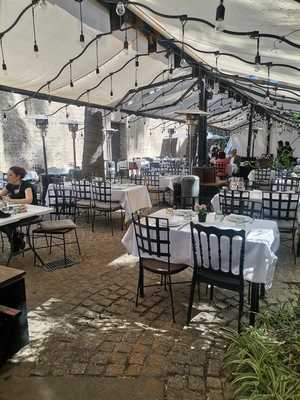 Bodegon Torre Del Oro