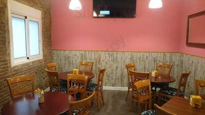 Cafetería Xurrería Maginet