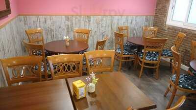 Cafetería Xurrería Maginet