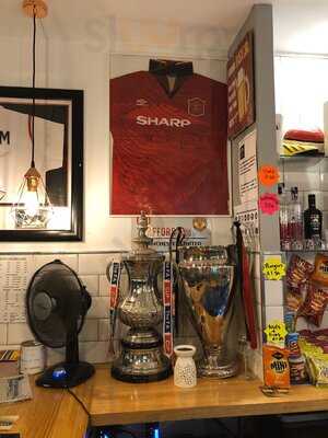 Ally Cats Sports Bar