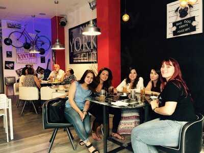 El Palet De Marmarely