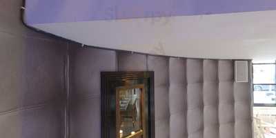 La Mafia Se Sienta A La Mesa