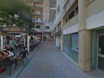 Pizzería Cafetería 8 1/2 - Photo 7