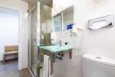 Renasa Hotel Restaurant