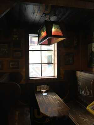 Cbr International Tavern