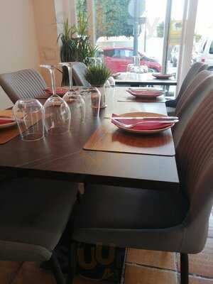 Gulzar Indian Restaurant