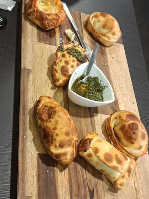 Alma Criolla Empanada Bar