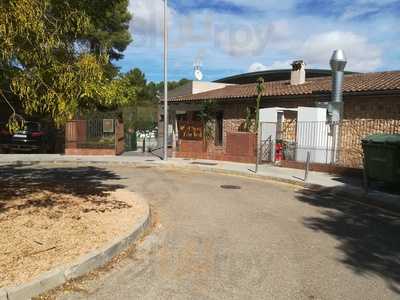 Pins Padel Club House