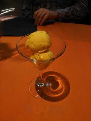 Restaurante La Barra Del Hotel Muralleta