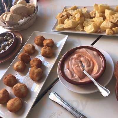 Taberna Los Javieres