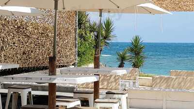 El Chiringüito Beach Bar