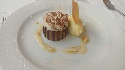 Restaurante De La Escuela De Hostelería De Miralbueno