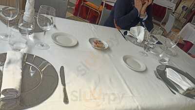 Restaurante De La Escuela De Hostelería De Miralbueno