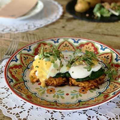 Organic Market & Food Restaurant