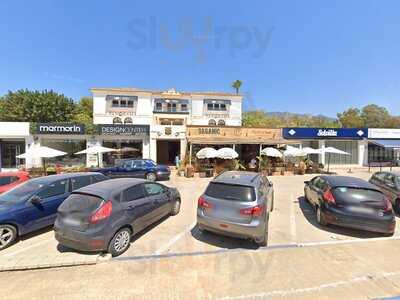 Organic Market & Food Restaurant