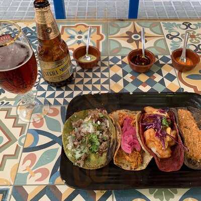 Las Planchitas - Taquería Mexicana