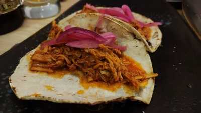 Las Planchitas - Taquería Mexicana