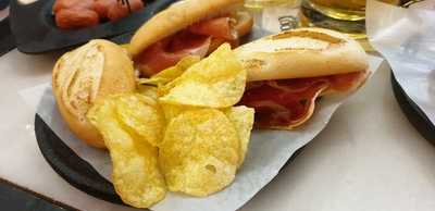 Cerveceria 100 Montaditos