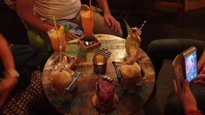 Urbain Coffee & Cocktail