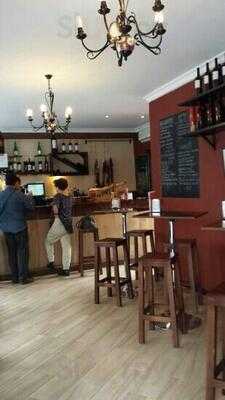 Bodega El Patio En Alcala Guadaira