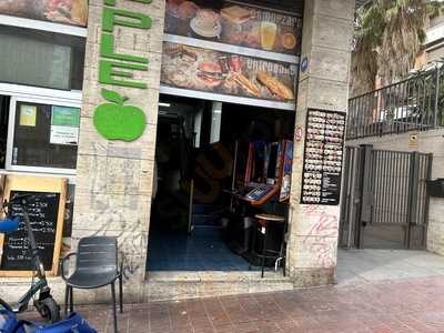 Apple Bar Cafetería