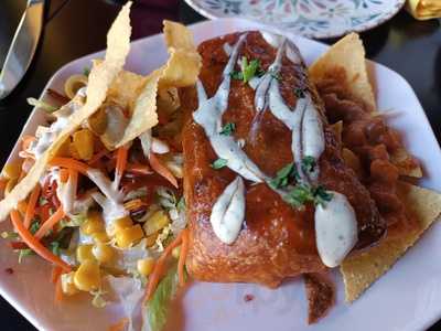 El Burrito Kahlo - Photo 8