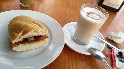 Bar Charcuteria La Reja