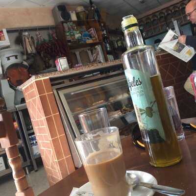 Cafe Bar Los Dolmenes