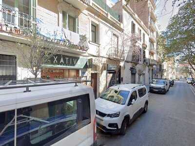 Rabipelao Raval / Arepas Y Cocteles Tropicales