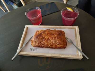 Moonlight Experimental Bar