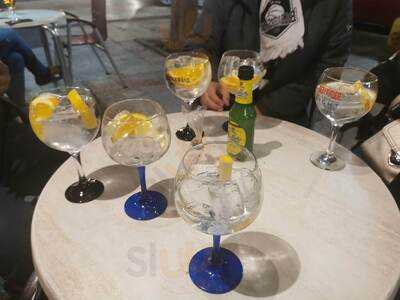 Flanagan's Iris Tavern