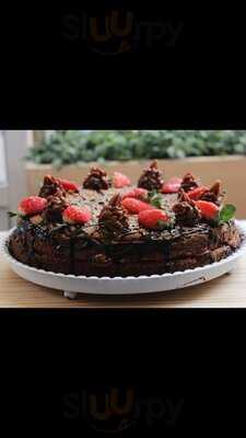 Epicure Market & Cafe