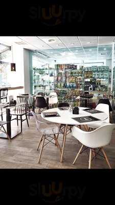 Epicure Market & Cafe