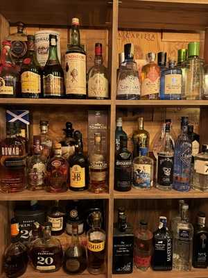 La Bodeguita De Salva