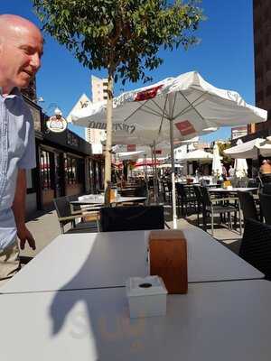 Cervecería Cruz Blanca El Mesón