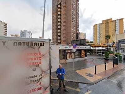 Cervecería Cruz Blanca El Mesón