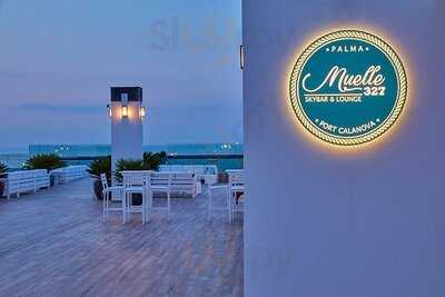 Muelle 327 Skybar & Lounge Port Calanova