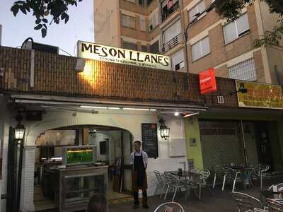 Mesón Llanes